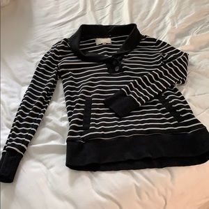 BR Black and white striped pocket sweatshirt